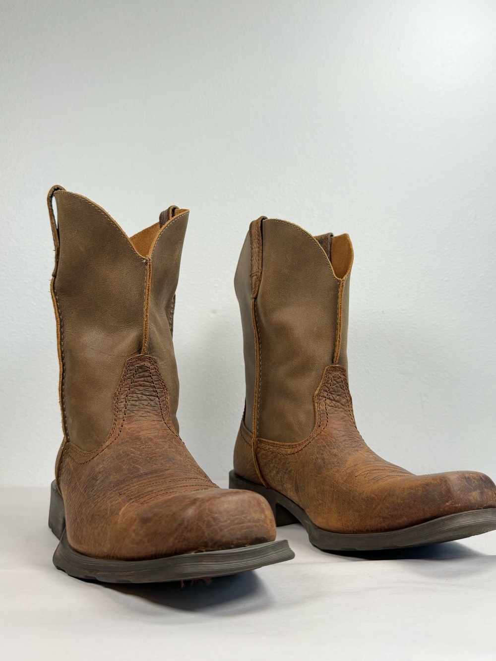 Ariat® Rambler Men's Cowboy Boots Size 10 D Earth Brown Square Toe 10002317